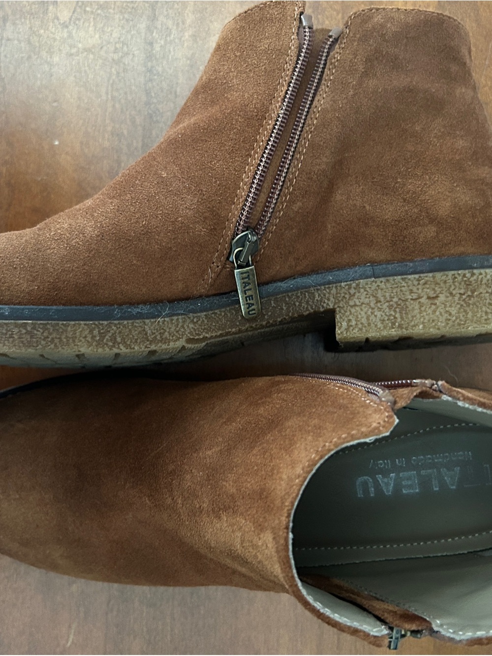 Italeau EUC water resistant EU 40 cognac Suede Side-Zip Ankle Booties